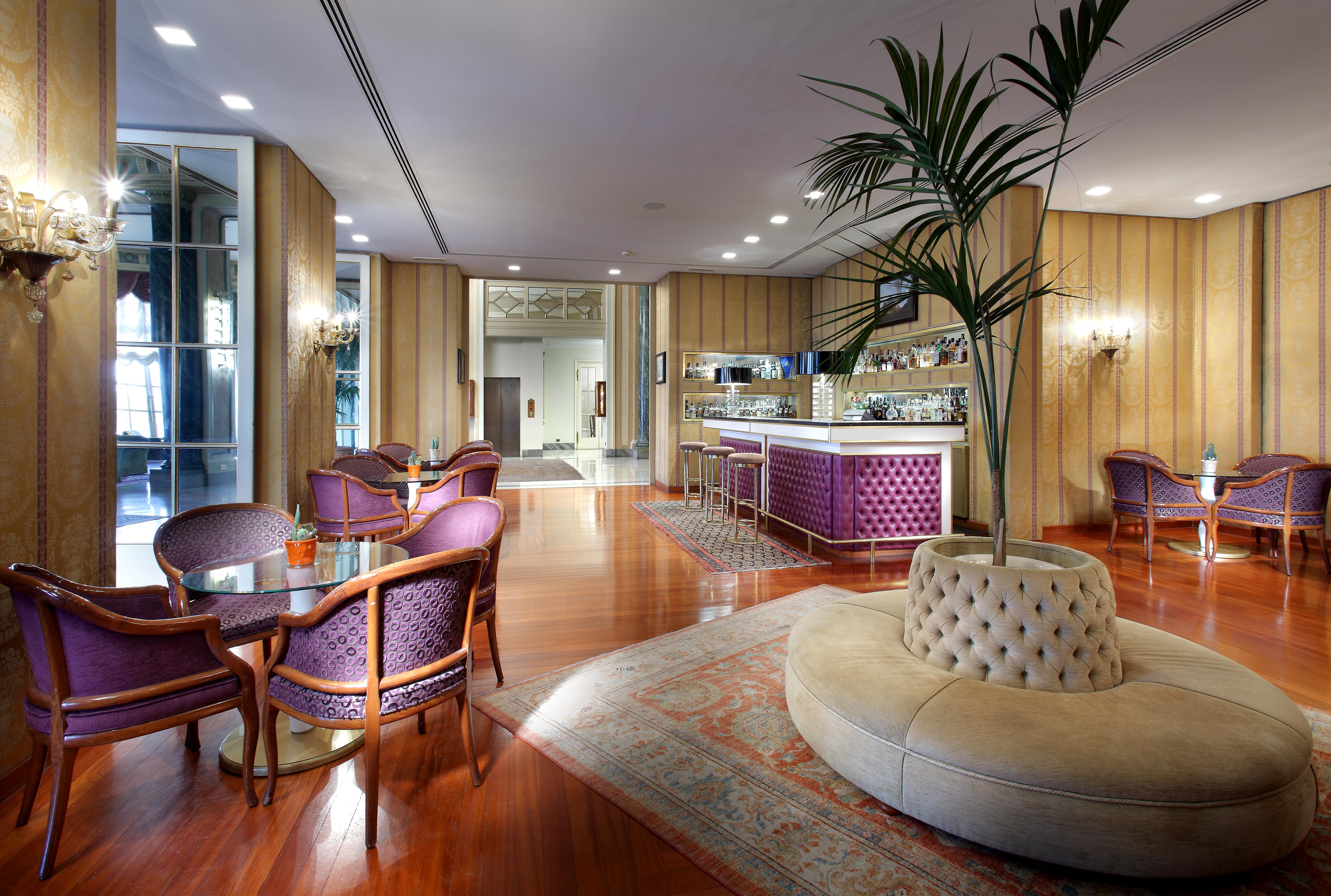 ยูโรสตาร์ส เอ็กเซลซิออร์ โฮเต็ล Hotel เนเปิลส์ ภายนอก รูปภาพ