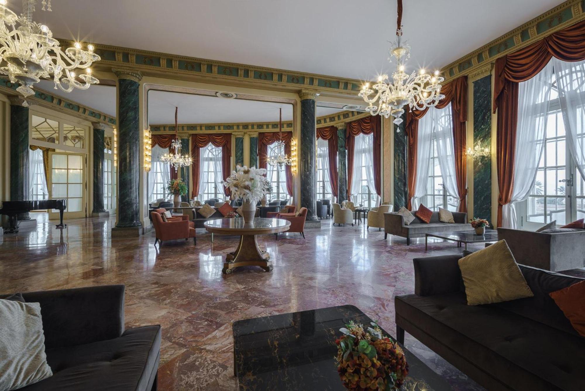 ยูโรสตาร์ส เอ็กเซลซิออร์ โฮเต็ล Hotel เนเปิลส์ ภายนอก รูปภาพ